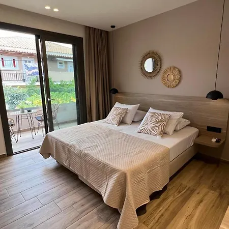 Roula Kotsonis Superior A Apartment